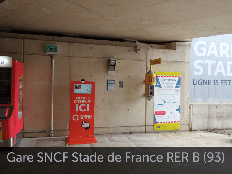 Huclink la borne d'emploi bornes Gare SNCF la Plaine Stade de France RER B